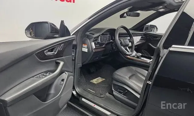 AUDI Q8 45 TDI QUATTRO 2022
