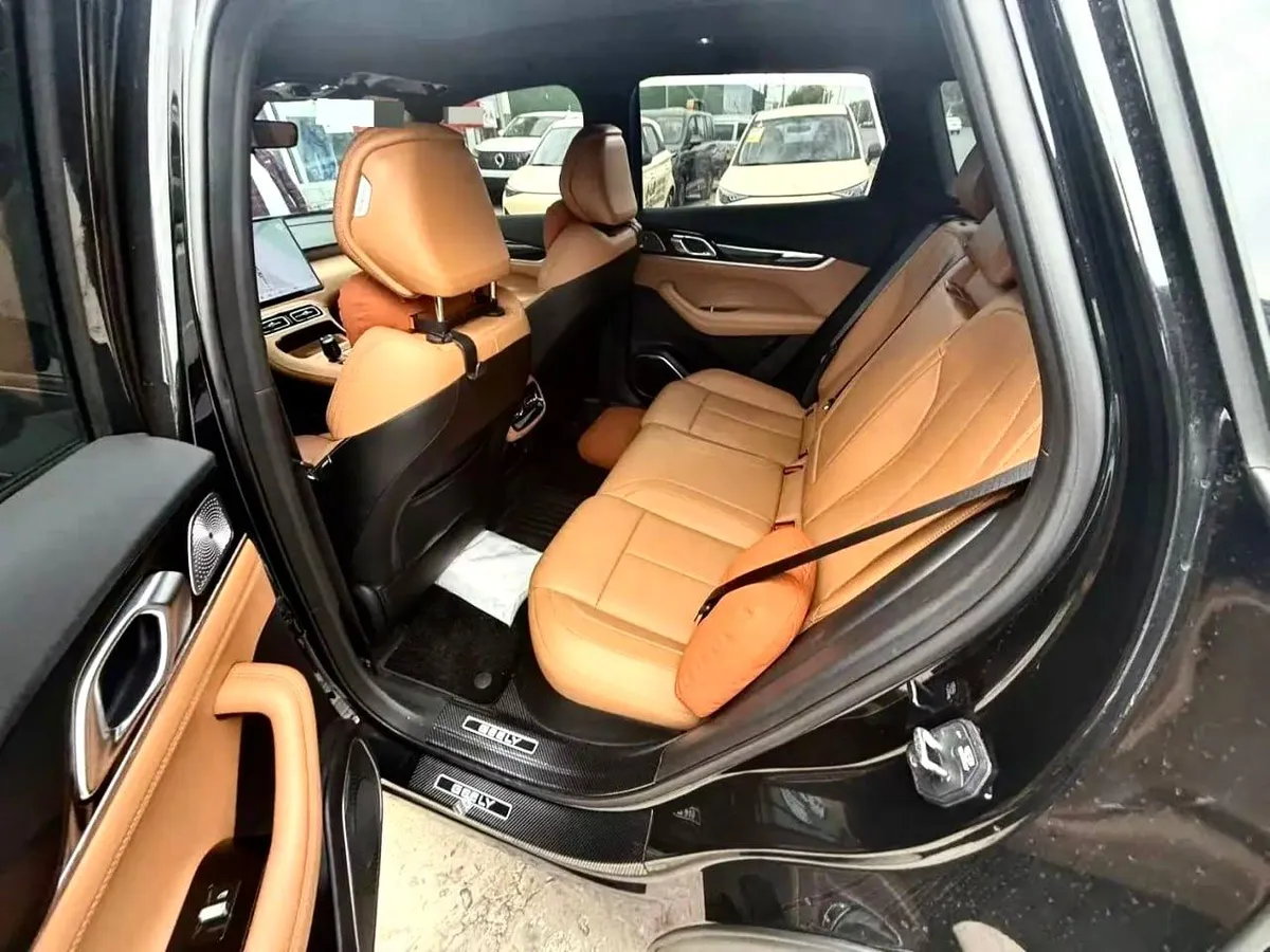 GEELY BOYUE L 2025