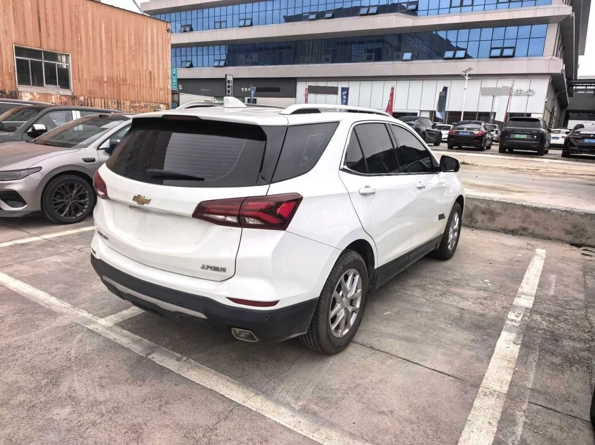 CHEVROLET EQUINOX 2023