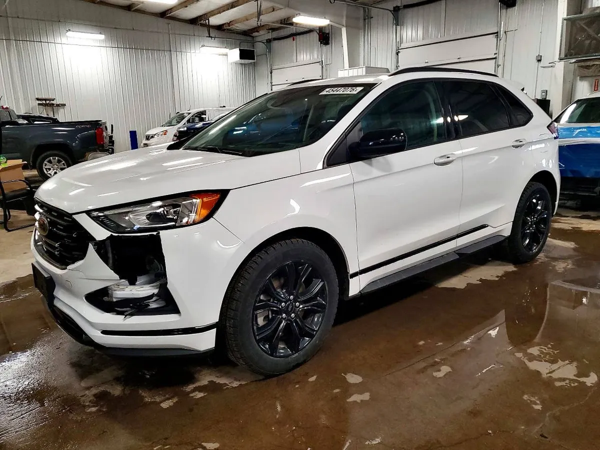 FORD EDGE SE 2022