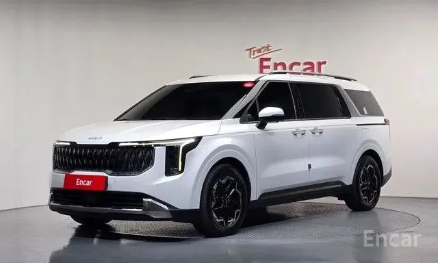 KIA CARNIVAL NOBLESSE 2023