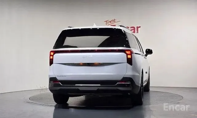 KIA CARNIVAL NOBLESSE 2023