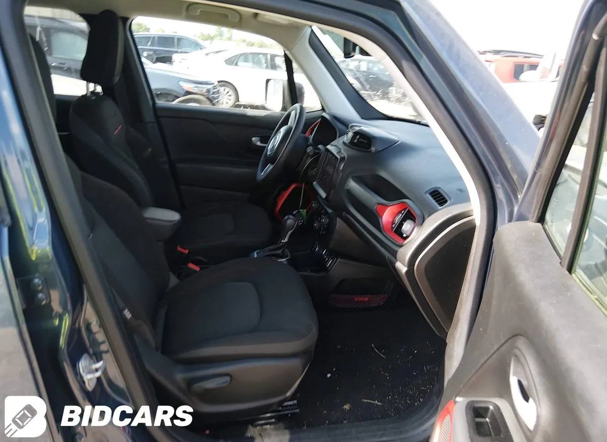 JEEP RENEGADE TRAILHAWK 4X4 2023