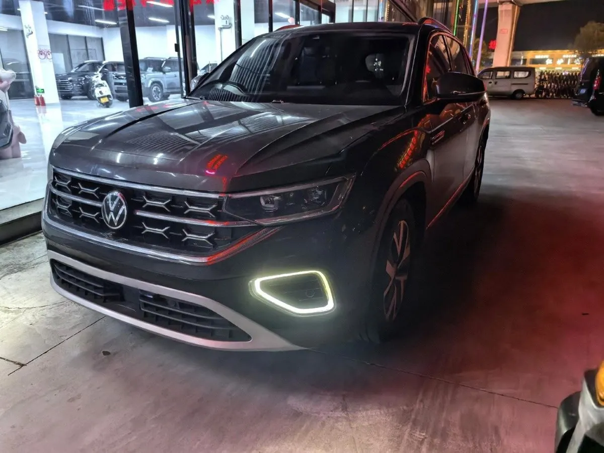 VOLKSWAGEN TAYRON 330TSI 2023