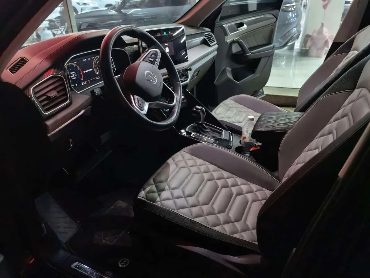 VOLKSWAGEN TAYRON 330TSI 2023