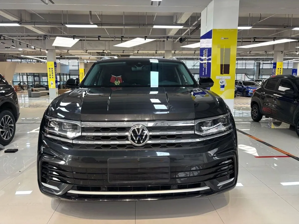 VOLKSWAGEN TERAMONT X PRESTIGE 2022