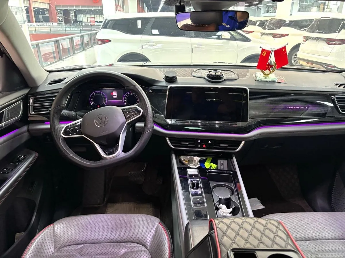 VOLKSWAGEN TERAMONT X PRESTIGE 2022