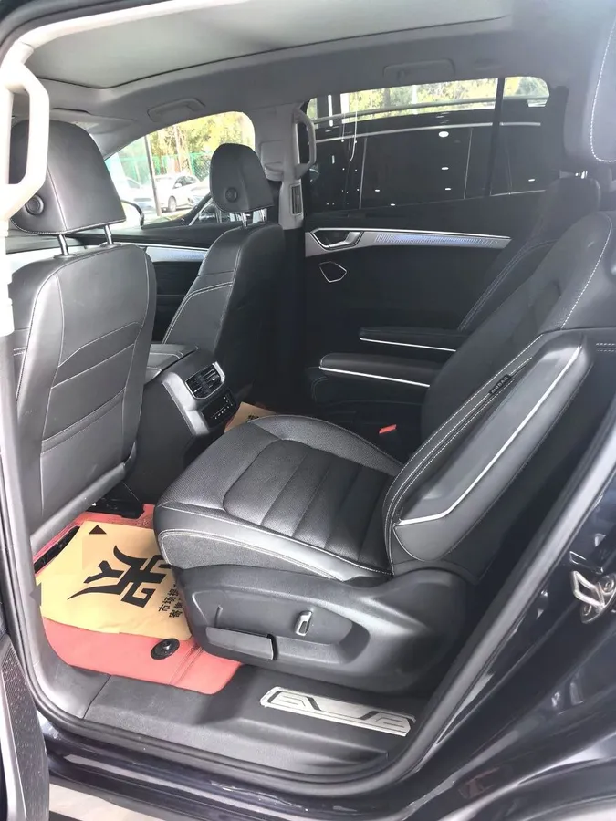 VOLKSWAGEN TALAGON LUXURY 2023