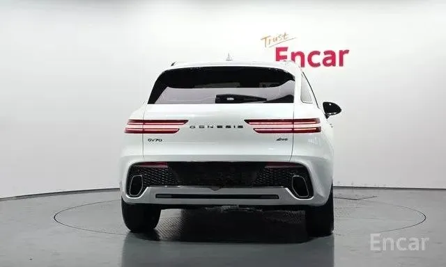 GENESIS GV70 2023