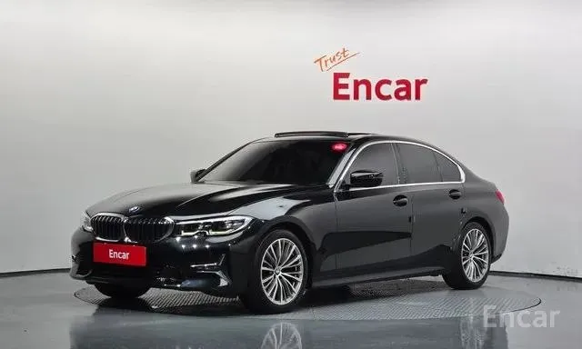 BMW 320I LUXURY 2022