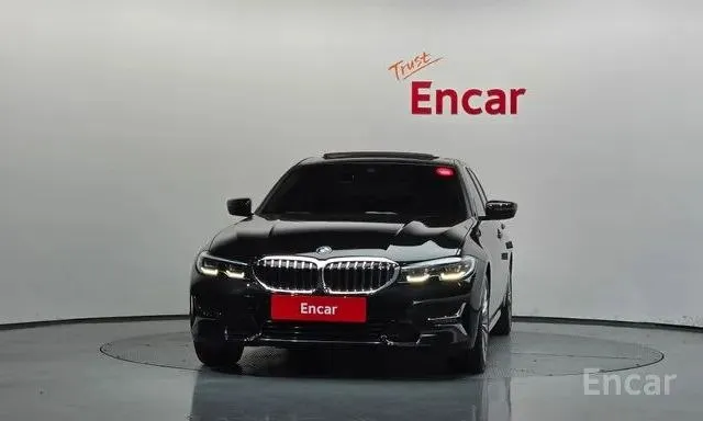 BMW 320I LUXURY 2022