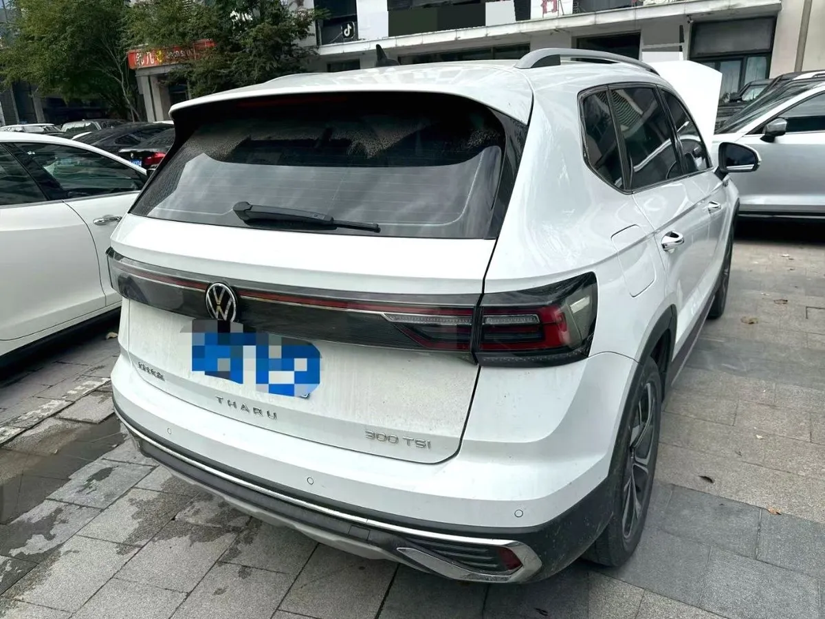 VOLKSWAGEN THARU 300TSI 2023