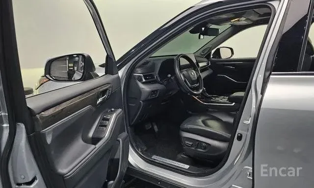TOYOTA HIGHLANDER LIMITED 2023