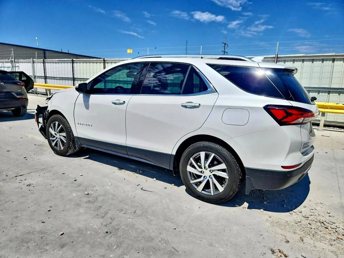 CHEVROLET EQUINOX PREMIER 2023