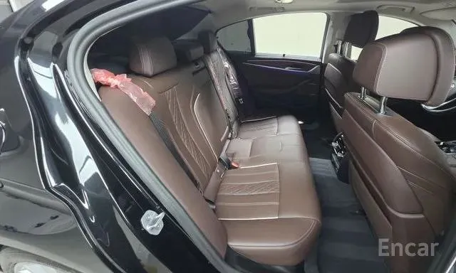 BMW 530I XDRIVE LUXURY 2023
