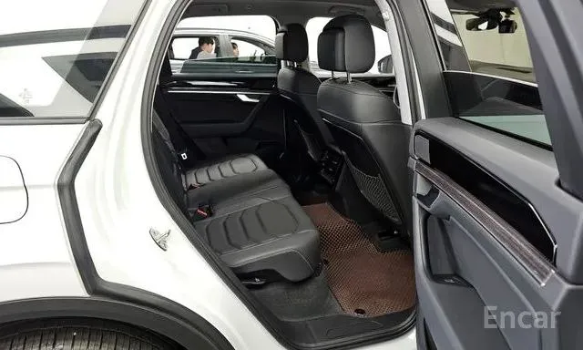 VOLKSWAGEN TOUAREG PREMIUM 2023