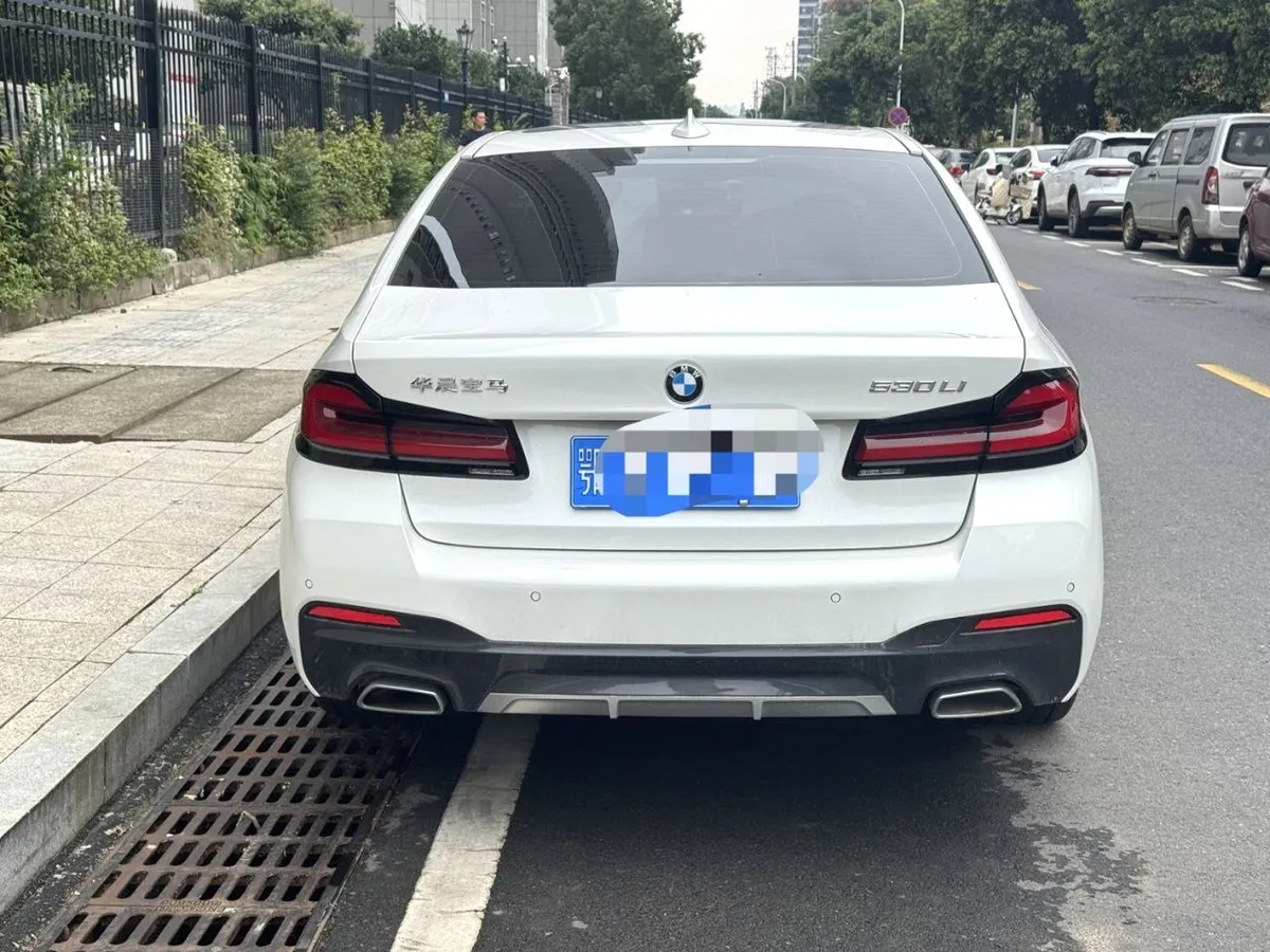 BMW 530LI M-SPORT 2023