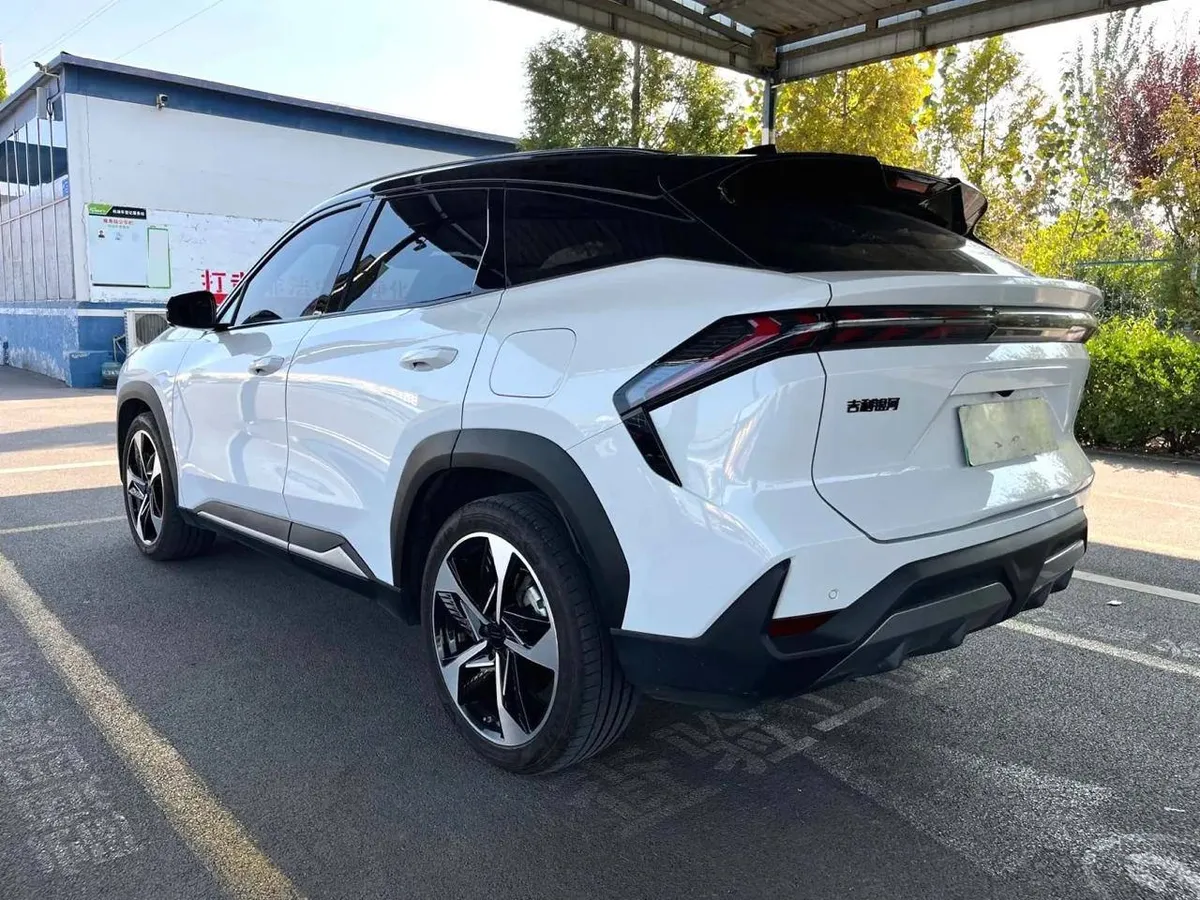 GEELY GALAXY L7 STARSHIP 2023