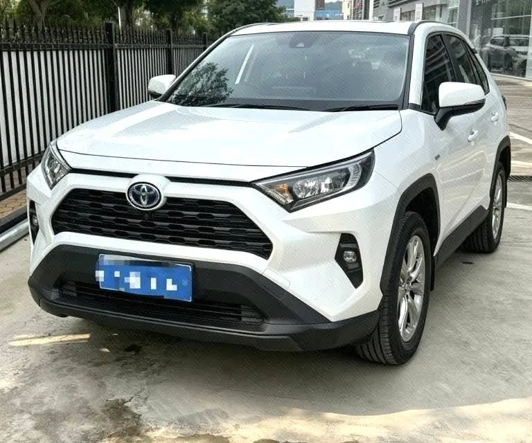 TOYOTA RAV4 2022
