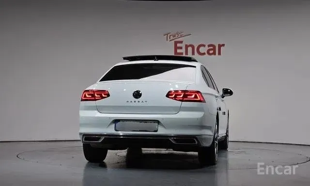 VOLKSWAGEN PASSAT B8 PRESTIGE 2022