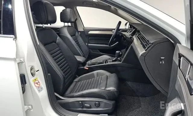 VOLKSWAGEN PASSAT B8 PRESTIGE 2022
