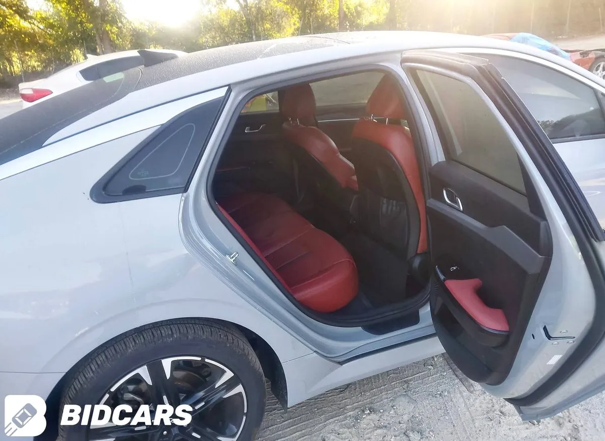 KIA K5 GT-LINE 2023