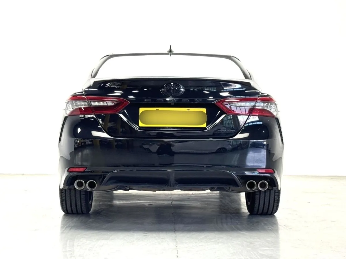 TOYOTA CAMRY 2023
