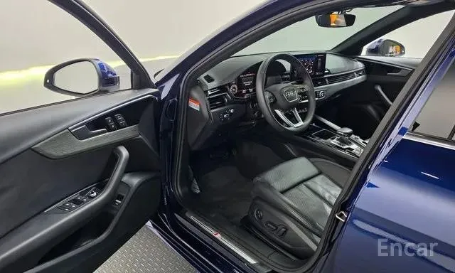 AUDI A4 PREMIUM 2023