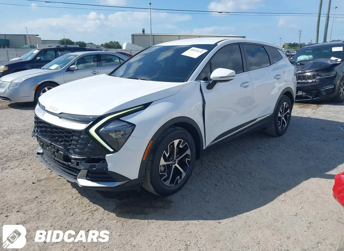 KIA SPORTAGE EX 2023