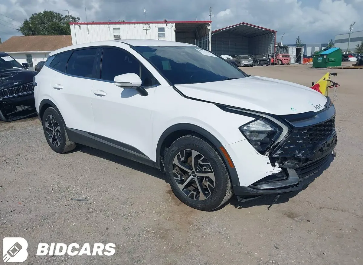 KIA SPORTAGE EX 2023