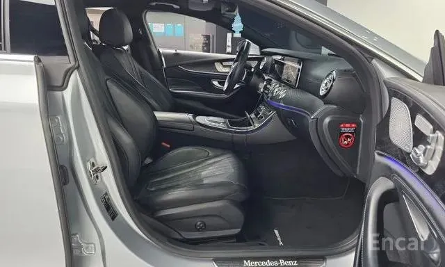 MERCEDES-BENZ CLS300D 4MATIC 2022