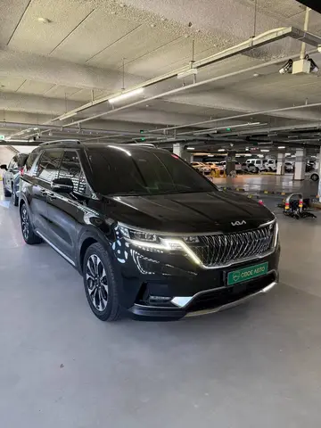 KIA CARNIVAL NOBLESSE 2022