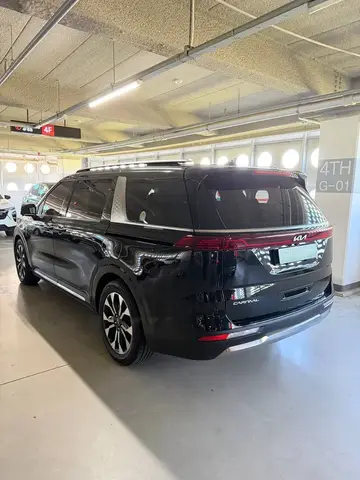 KIA CARNIVAL NOBLESSE 2022