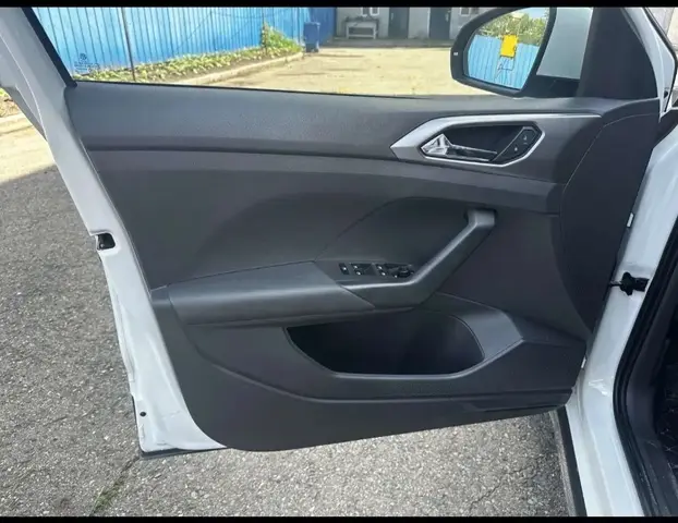 VOLKSWAGEN T-CROSS COMFORT EDITION 2022