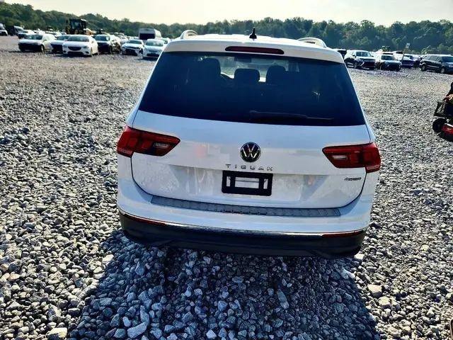 VOLKSWAGEN TIGUAN S 2022