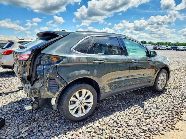 FORD EDGE TITANIUM 2023