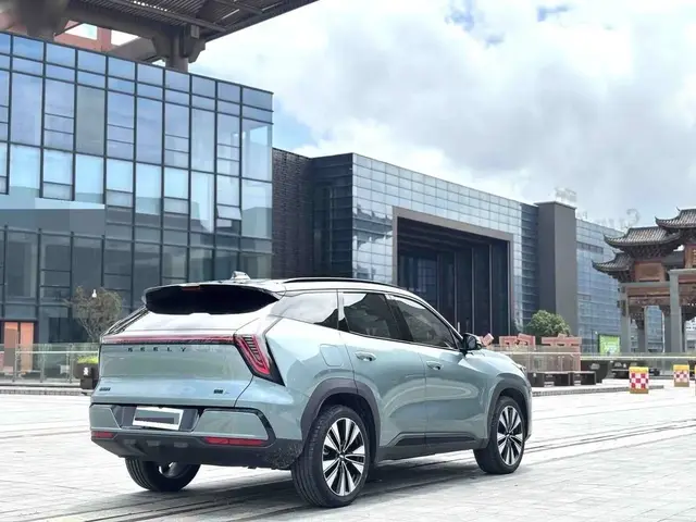 GEELY BOYUE L 2025