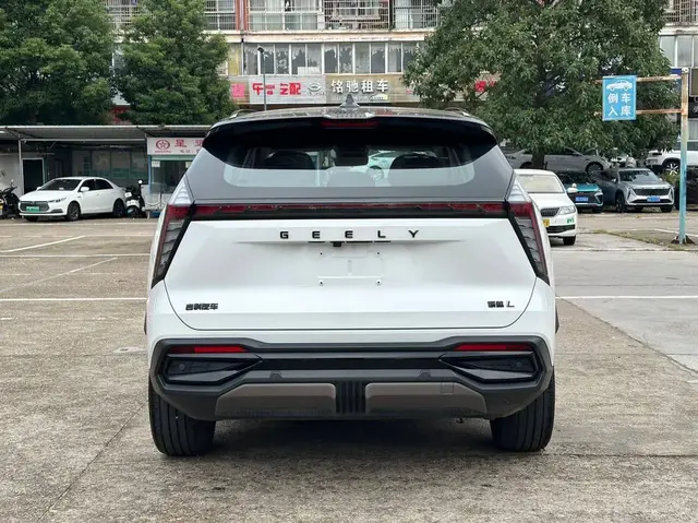 GEELY BOYUE L PREMIUM 2023
