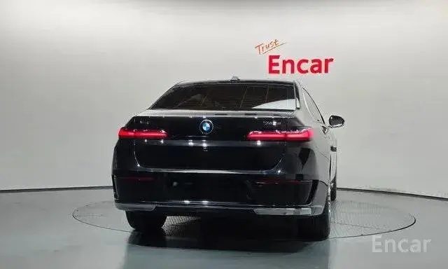 BMW 740D XDRIVE M-SPORT DESIGN 2023