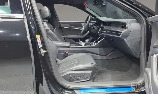 AUDI A6 PREMIUM 2022
