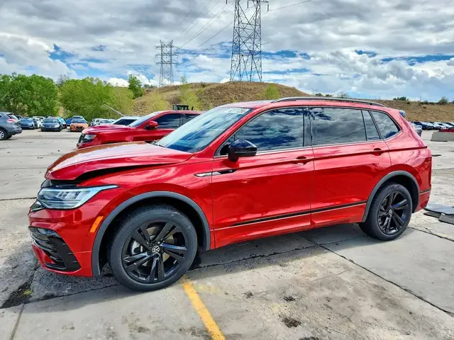 VOLKSWAGEN TIGUAN SE 2023