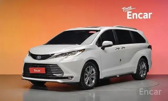 TOYOTA SIENNA LIMITED 2022