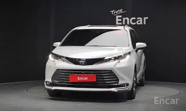 TOYOTA SIENNA LIMITED 2022