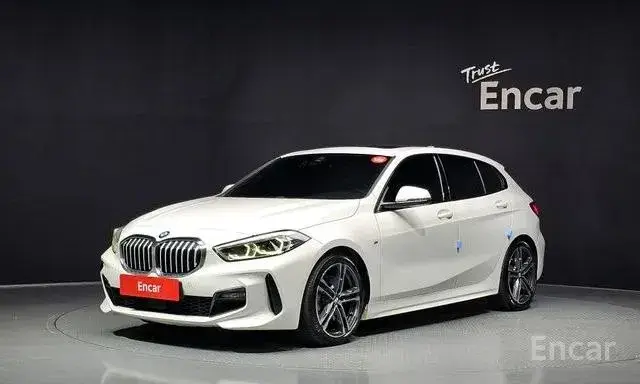 BMW 120I M-SPORT 2022