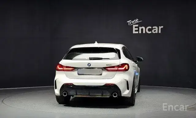 BMW 120I M-SPORT 2022