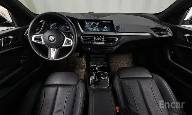 BMW 120I M-SPORT 2022
