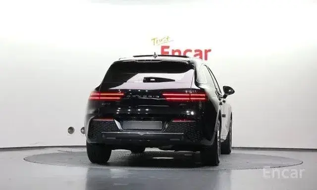 GENESIS GV70 2022