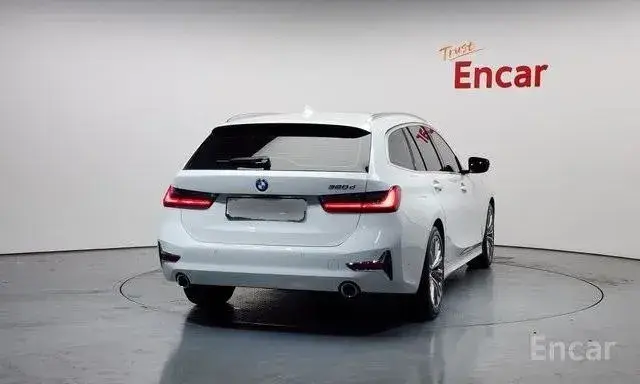BMW 320D TOURING LUXURY 2022
