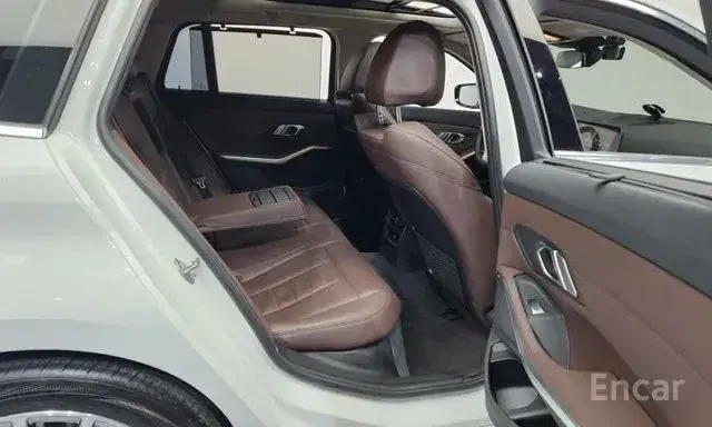 BMW 320D TOURING LUXURY 2022