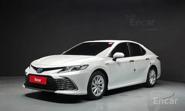 TOYOTA CAMRY LE HYBRID 2022